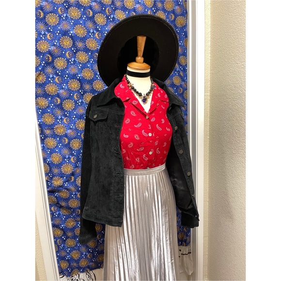 🌈 Amazing Vintage mini Paisley top - Picture 11 of 11